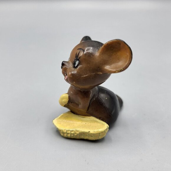 Vintage Plastic Mouse Mini Figurine With Cheese Collectible Ornament Shelf Decor - Picture 10 of 11